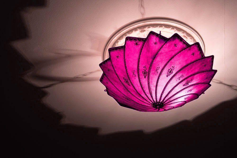 plafond lampa rosa